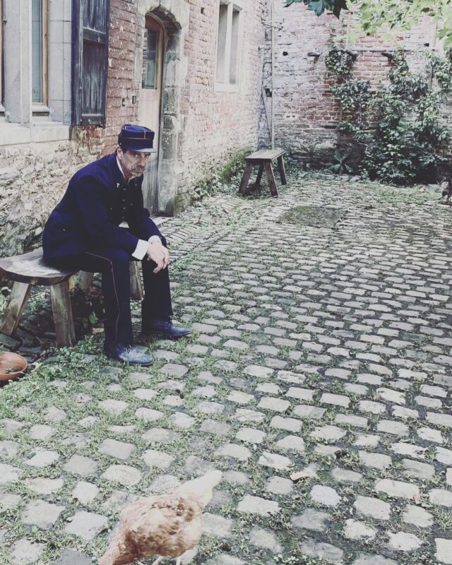 La tournée estivale se clôture tout doucement.... Mais vous pourrez retrouver l'histoire du facteur Cheval dès la rentrée, et en salle! 🐎🎨
- Jeudi 14 septembre - Wolubilis (Bruxelles)
- Mercredi 20 septembre - Centre Culturel de Ciney
- Vendredi 22 septembre - Centre Culturel de Spa-Jalhay-Stoumont
- Mardi 26 septembre - Maison Culturelle d'Ath
- Mardi 3 octobre - Maison de la Culture d'Arlon
- Jeudi 5 octobre - Overijse (par l'asbl Ti gout Dlo en Haïti)
- Mardi 10 octobre - Saint-Quentin (France)
- Mardi 17 octobre - Centre Culturel de Dinant
- Vendredi 20 octobre - Centre Culturel de Rixensart
- Mardi 24 octobre - Centre Culturel de Huy
Crédit photo: Corine Vervondel